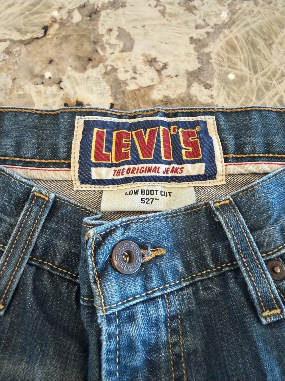 VINTAGE Levi's 527 Bootcut Jeans Men's 34x32 Blue Cotton Denim Medium Wash Y2K